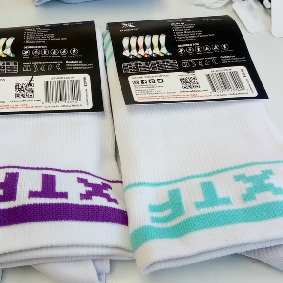 2 pr Extreme fit ultra v striped graduated compression socks. knee high. Sz s/m - Picture 2 of 4